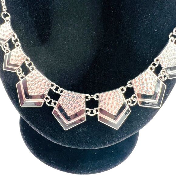 Hammered Silver-Tone Geometric Black Striped Necklace & Earring Set - Picture 10 of 14
